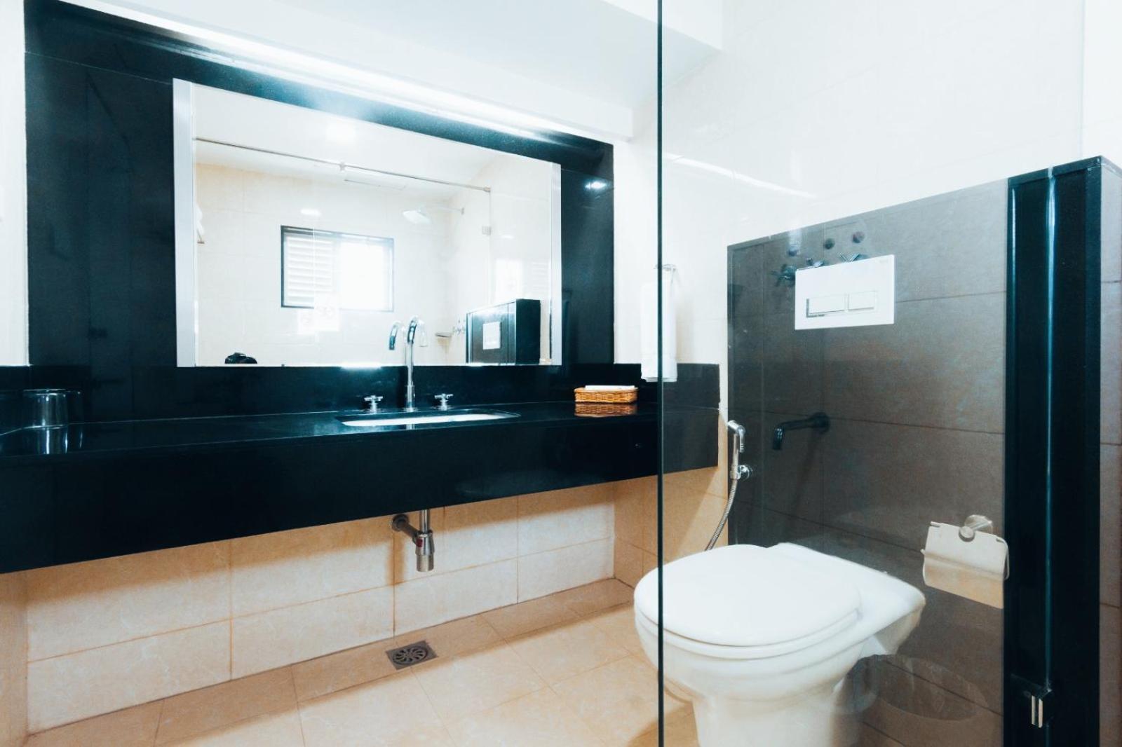 Hotel Southern Residency Kelambakkam Exterior photo